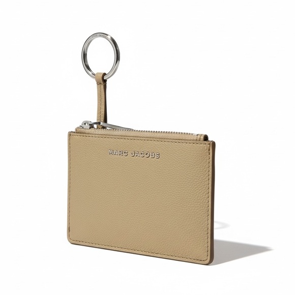 Marc Jacobs Handbags - Marc Jacobs Key Ring Zip Cardholder Wallet Tan Leather ID Holder Neutral taupe